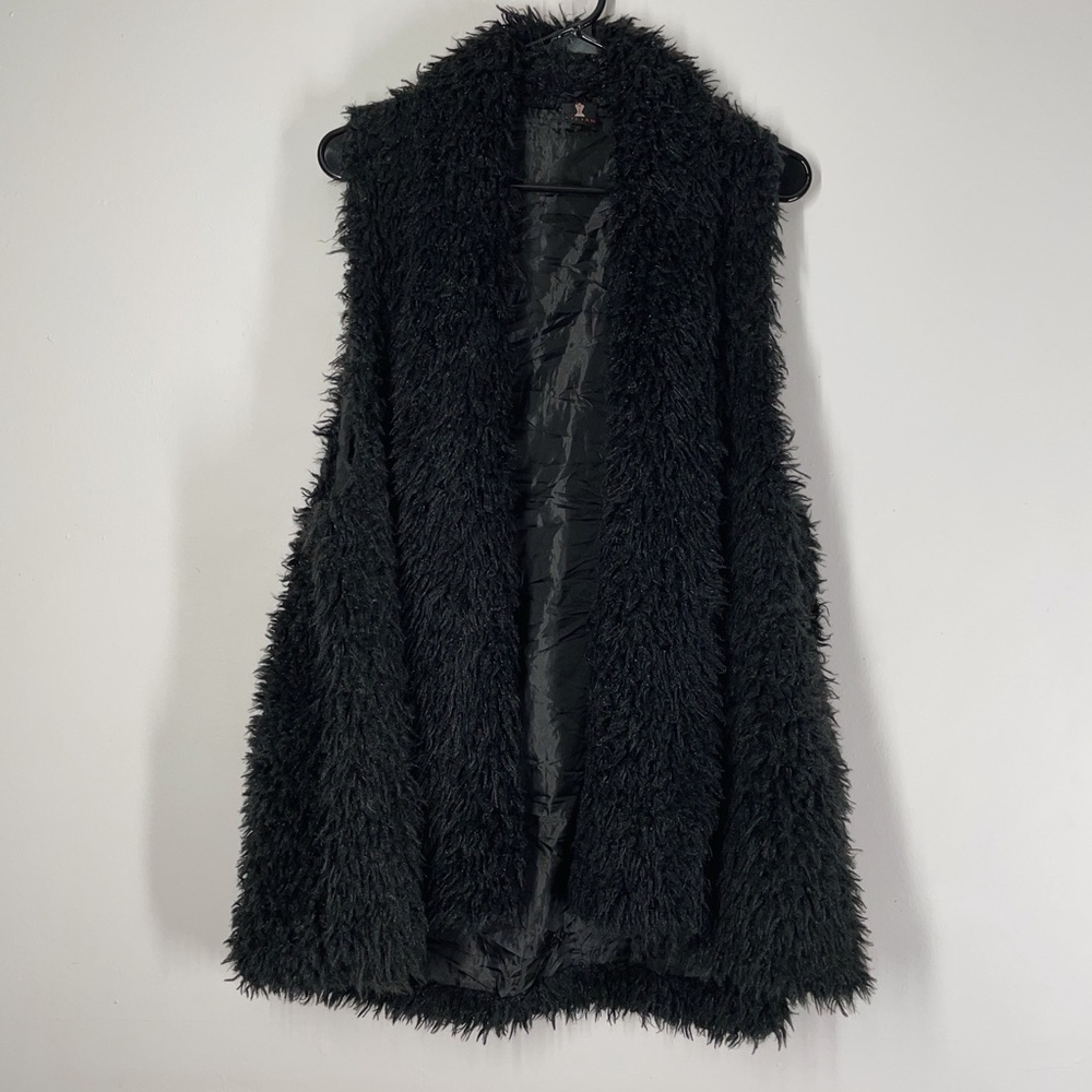 Black shaggy vest